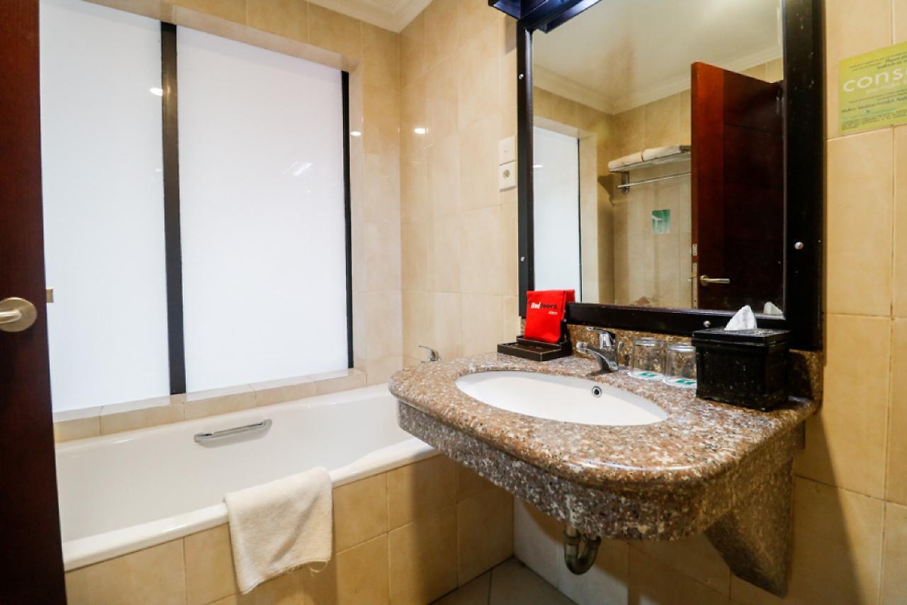 Reddoorz Premium @ Bukit Damai Indah Hotel Баликпапан Екстериор снимка