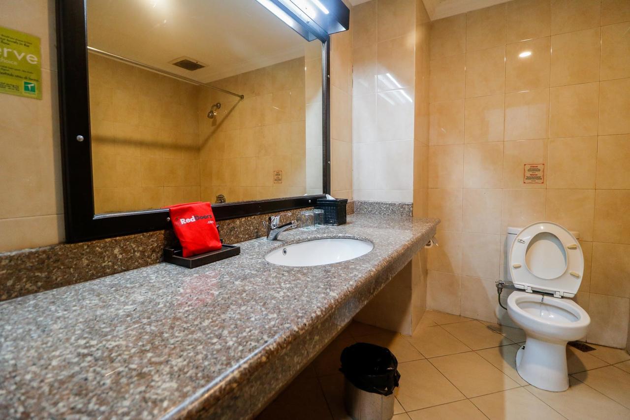 Reddoorz Premium @ Bukit Damai Indah Hotel Баликпапан Екстериор снимка
