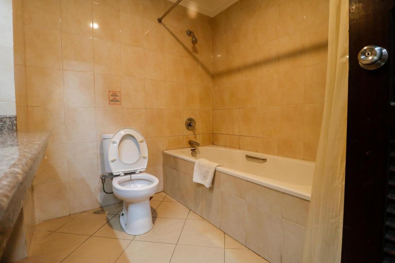 Reddoorz Premium @ Bukit Damai Indah Hotel Баликпапан Екстериор снимка